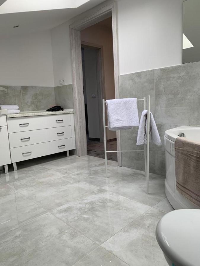 Look Of Dreams - Apartamenty Sloneczny I Ksiezycowy Bedzin Exterior photo